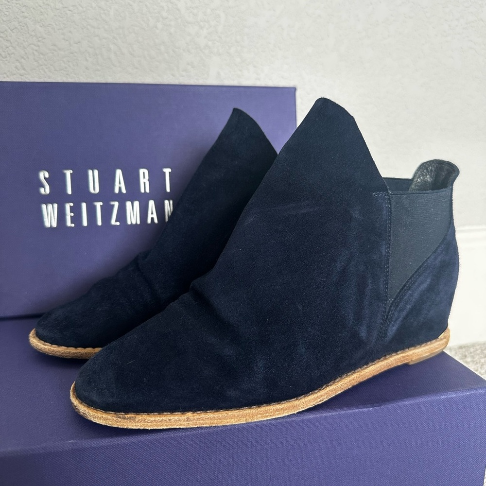 Stuart Weitzman Navy Suede Booties sz US 4.5 M